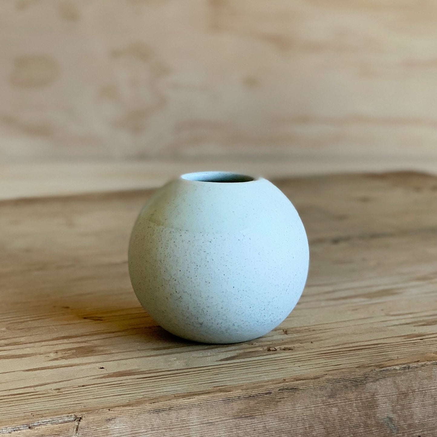 Bud Vase White Speckle - handmade ceramics Henry & Tunks , made in Maitland NSW